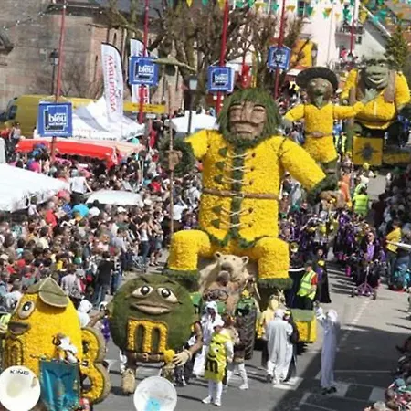 A - Proche Et Pistes, Chem Cheminee, 2 - Fr-1-589-108 Vakantiehuis